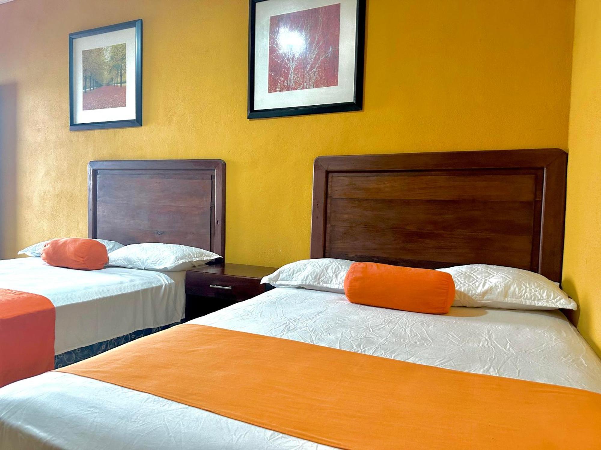 Hotel San Miguel Flores Zimmer foto